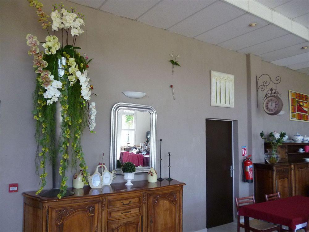 Hotel Le Mas Des Ponts D'Arles Ngoại thất bức ảnh