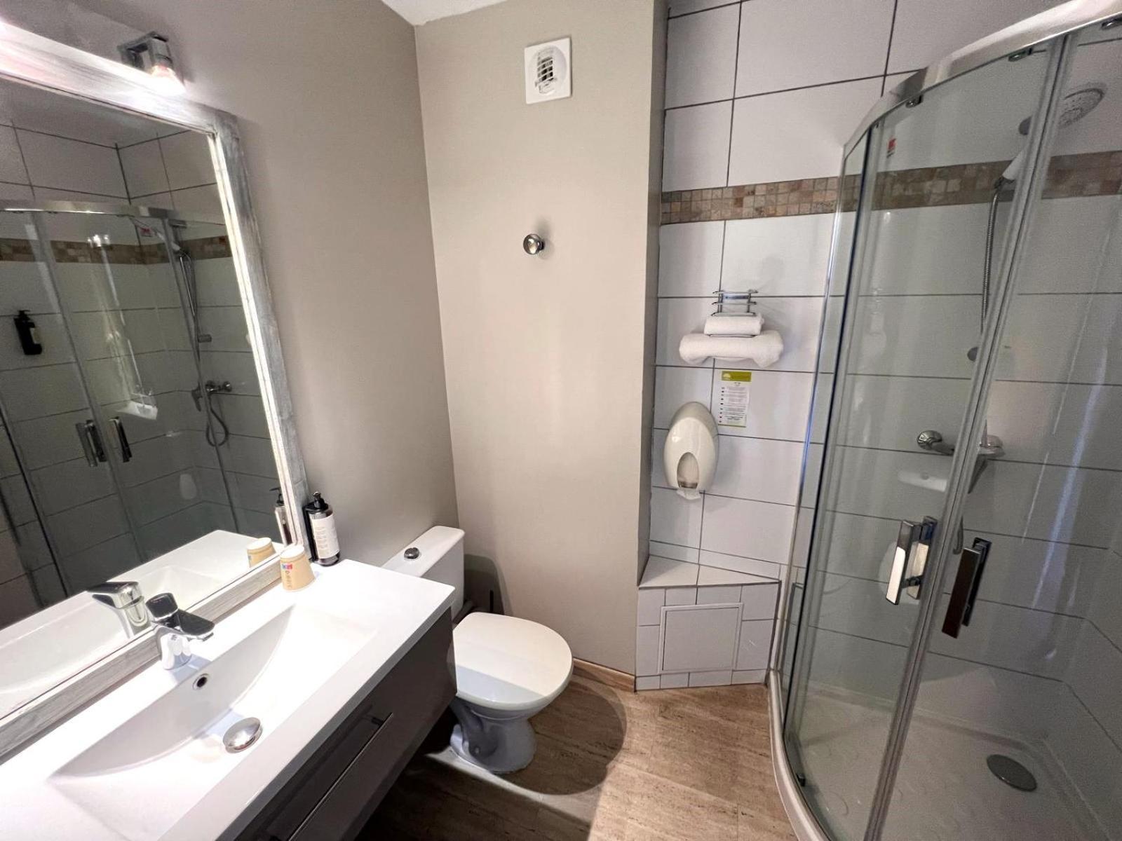 Hotel Le Mas Des Ponts D'Arles Phòng bức ảnh