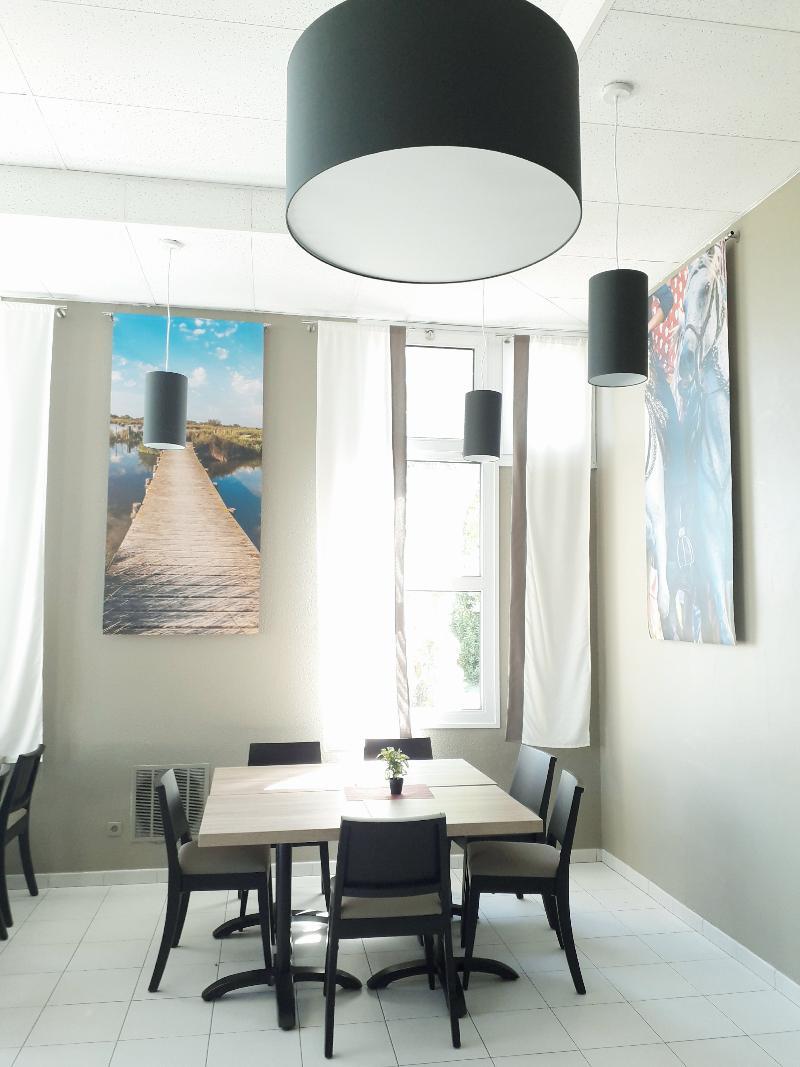 Hotel Le Mas Des Ponts D'Arles Ngoại thất bức ảnh